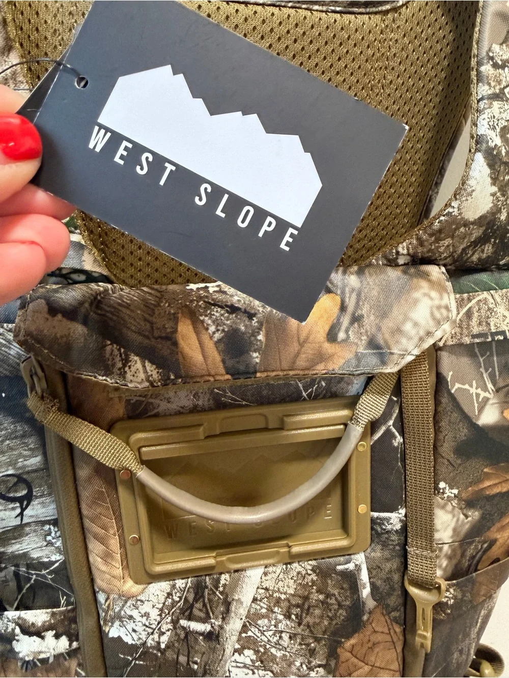 West Slope camo chest